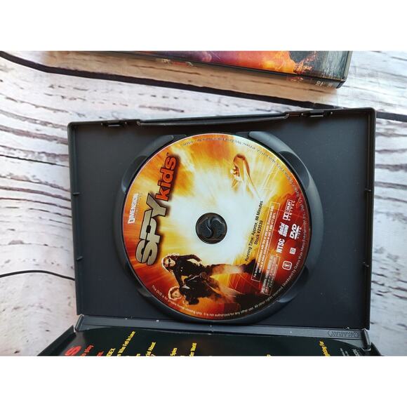 (3) Spy Kids Children's DVD Lot: Spy Kids Lot 4 Antonio Banderas - Picture 8 of 14